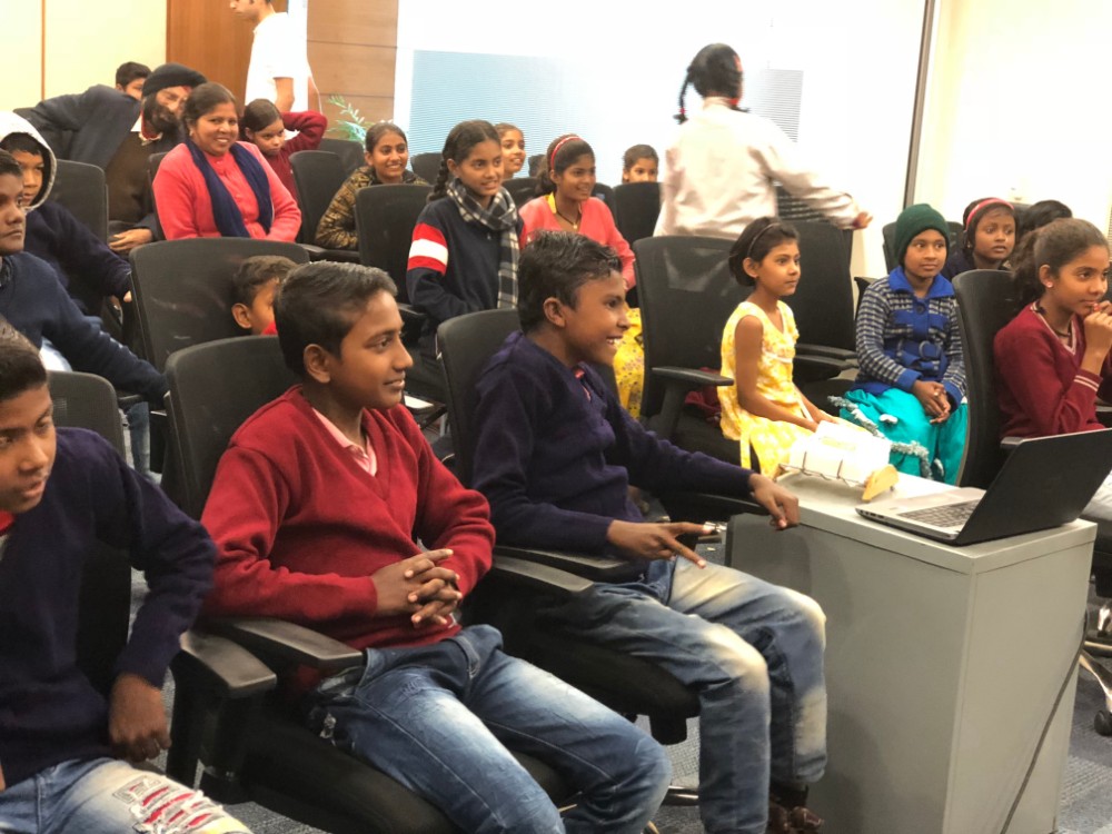 csr activity by avanta team at statesman house