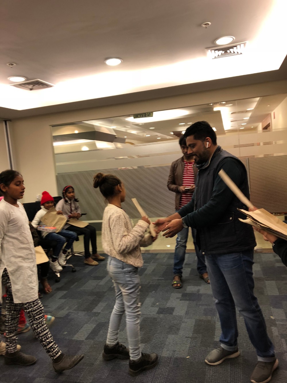 csr activity by avanta team at statesman house