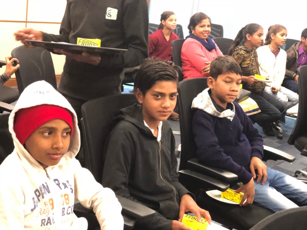 csr activity by avanta at barakhamba road