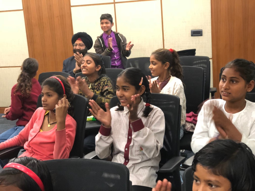 csr activity by avanta at barakhamba road