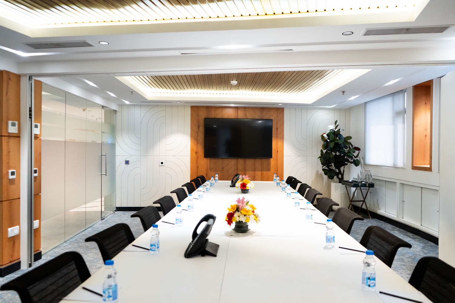 Booking Meeting or Training Rooms in Delhi? - Here is What to Look For