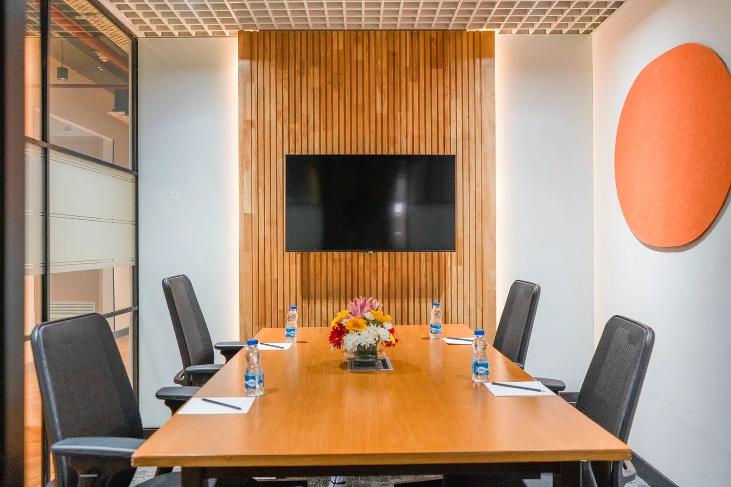 The Benefits of Natural Light in Meeting and Conference Rooms